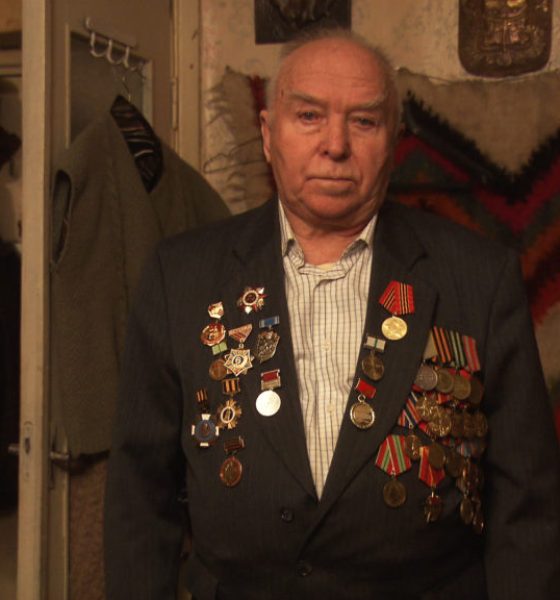 900-Days-STILL_01_Vadim-with-medals