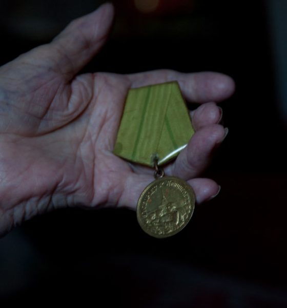 900-Days-STILL_09_medal-of-the-defence-odf-Leningrad-